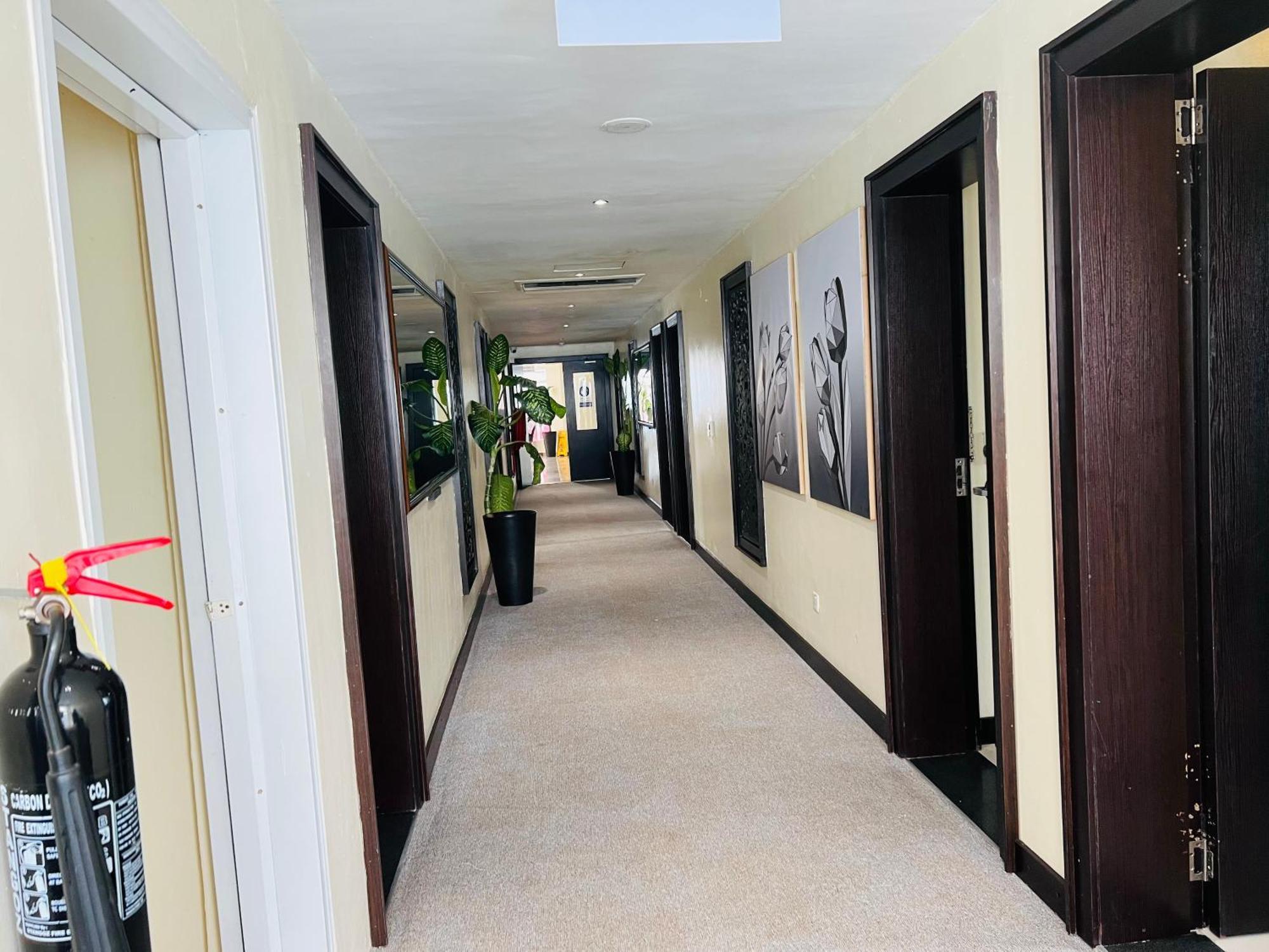 Golden Tulip Ibadan Hotel Luaran gambar