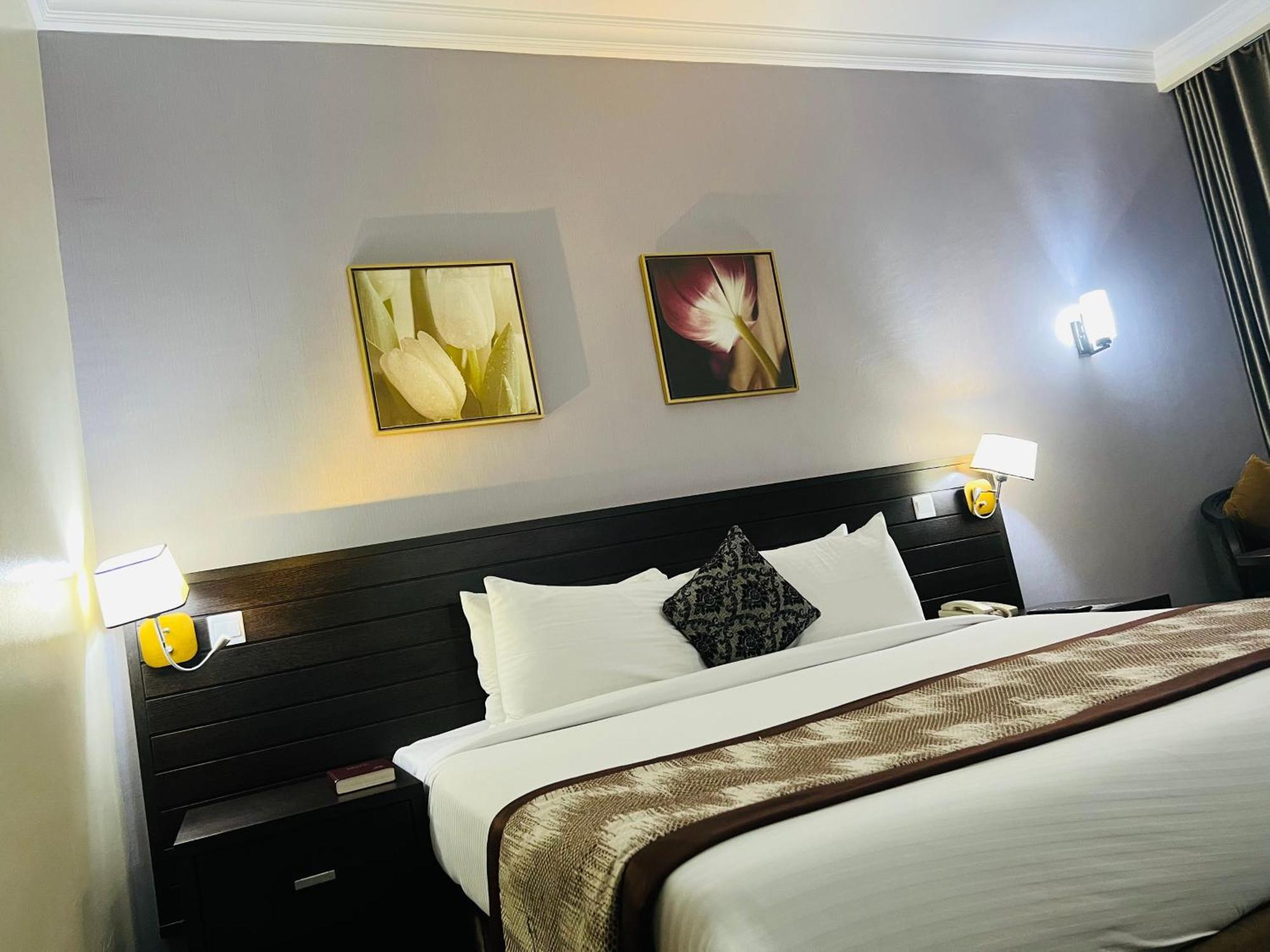 Golden Tulip Ibadan Hotel Luaran gambar