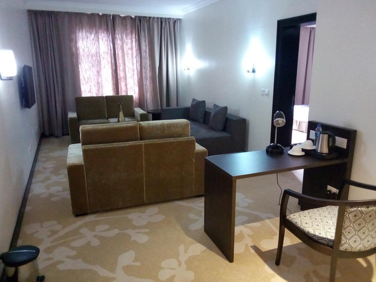 Golden Tulip Ibadan Hotel Luaran gambar