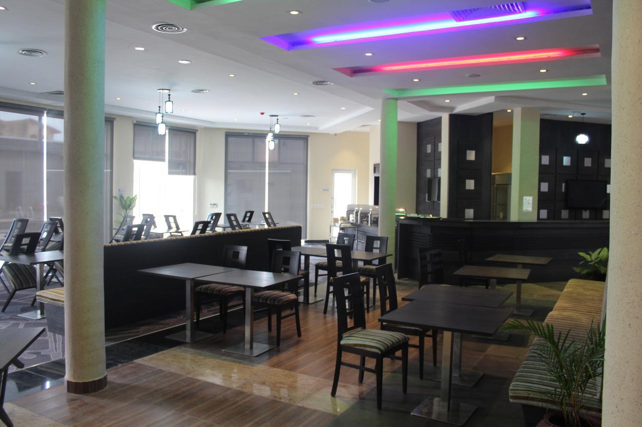 Golden Tulip Ibadan Hotel Luaran gambar
