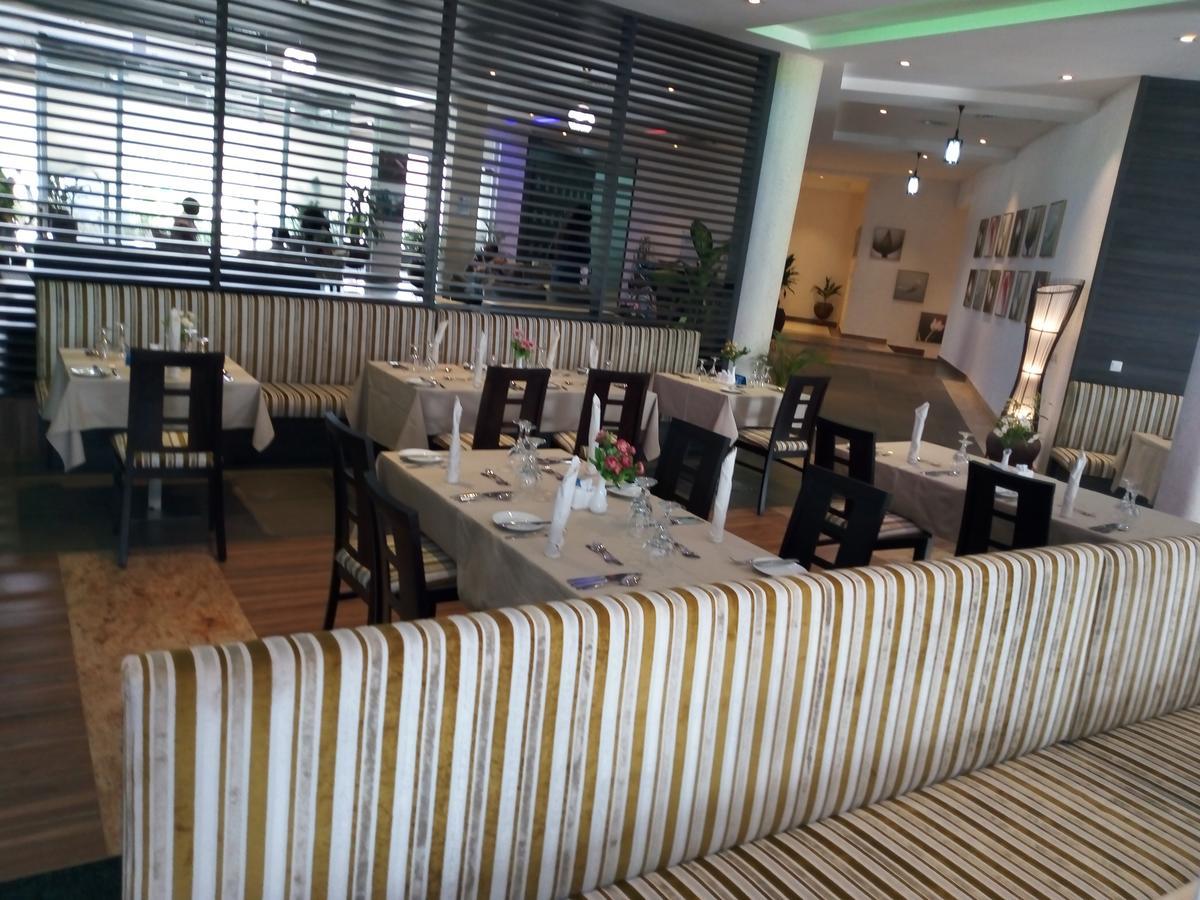 Golden Tulip Ibadan Hotel Luaran gambar